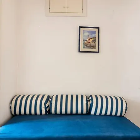 Апартаменты Henry's House - Via Palestro 4 *