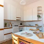 Henry's House - Via Palestro 4 شقة سانتا مارغريتا ليغور